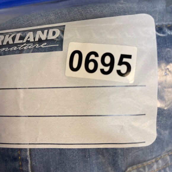 LL Bean Mens Traditional Fit‎ Denim Workwear Shirt Long Sleeve L Tall Blue - Picture 8 of 8